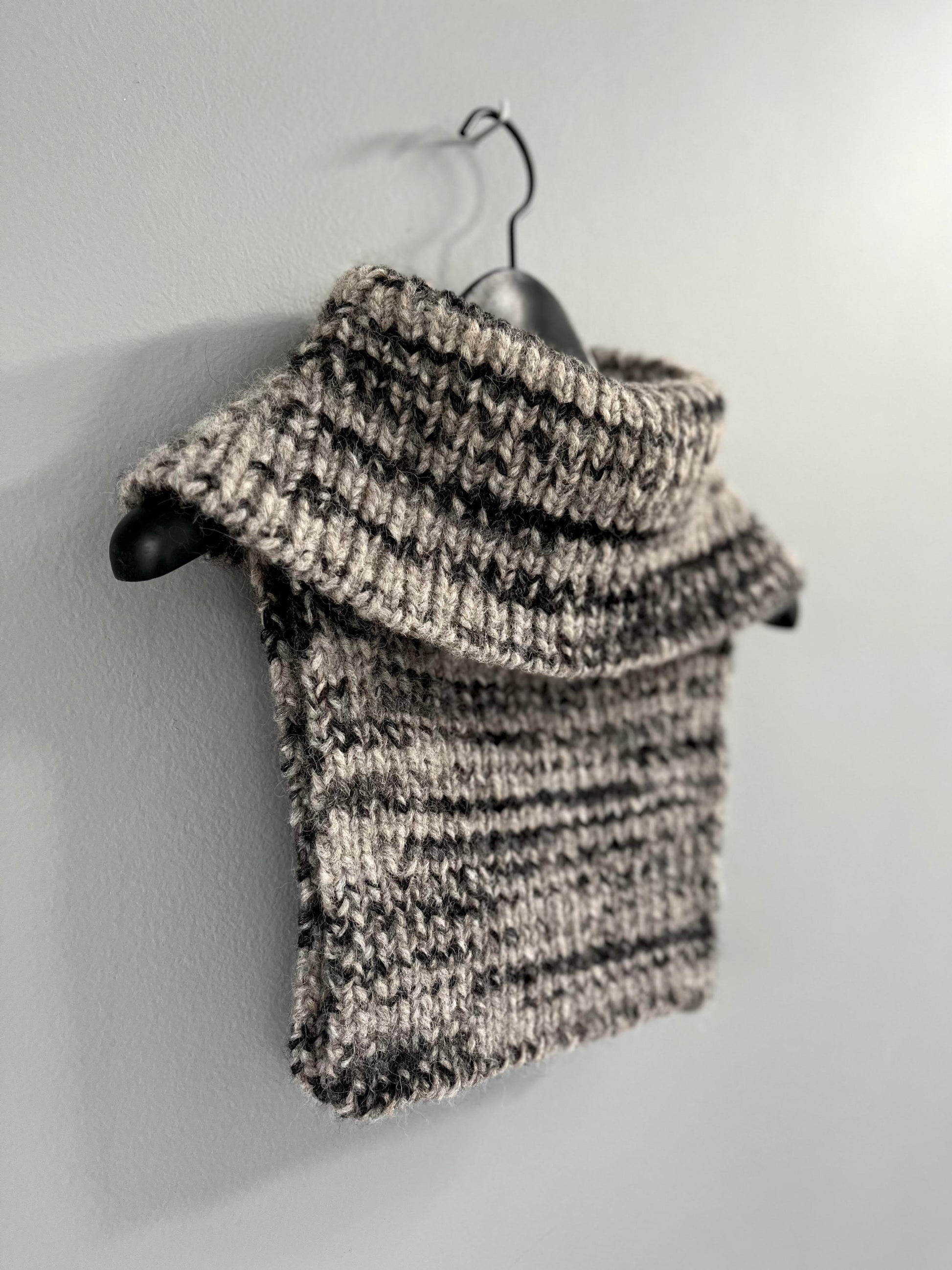 MY SHAPED ROLL NECK